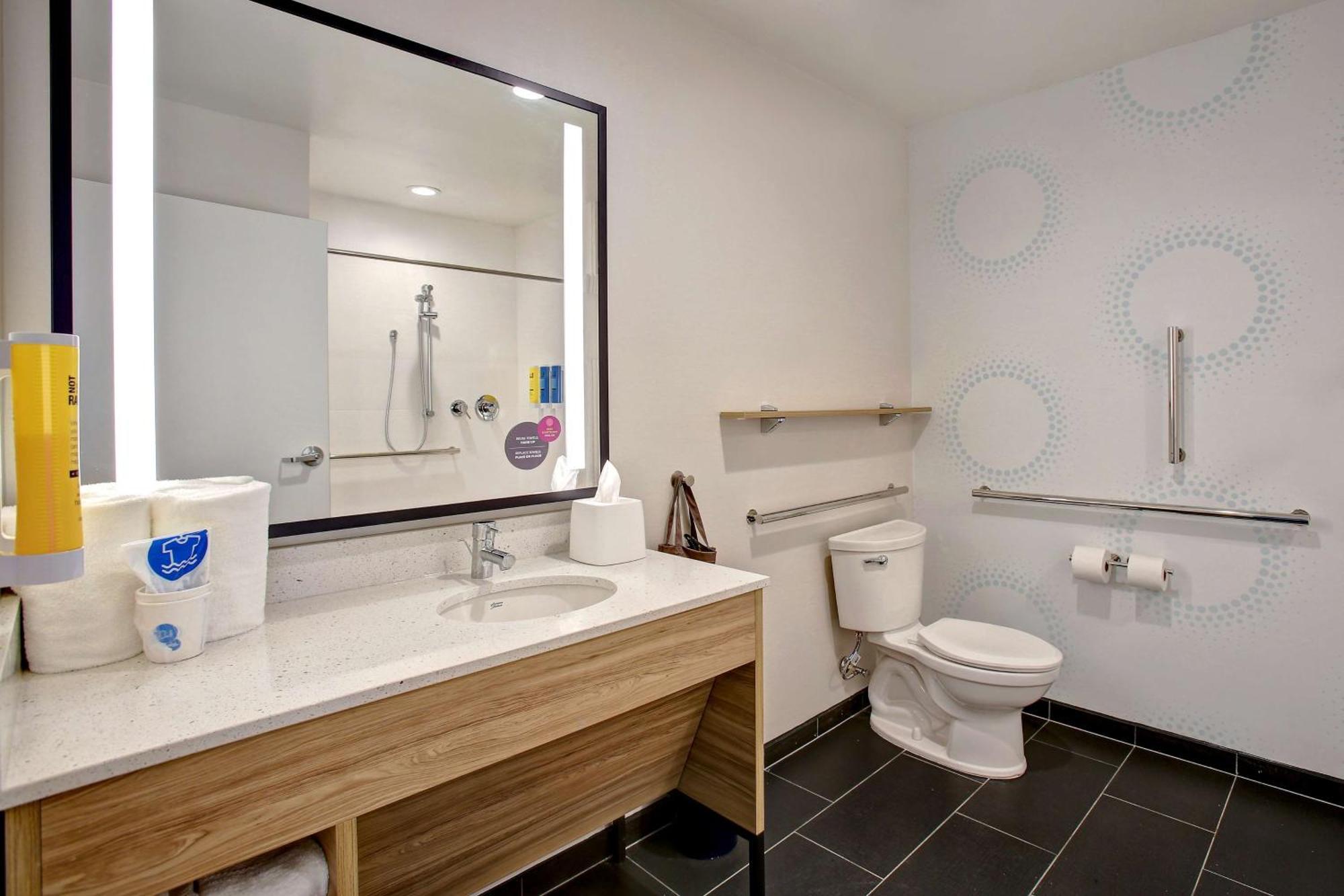 Tru By Hilton Monroe, Oh Hotel Ngoại thất bức ảnh